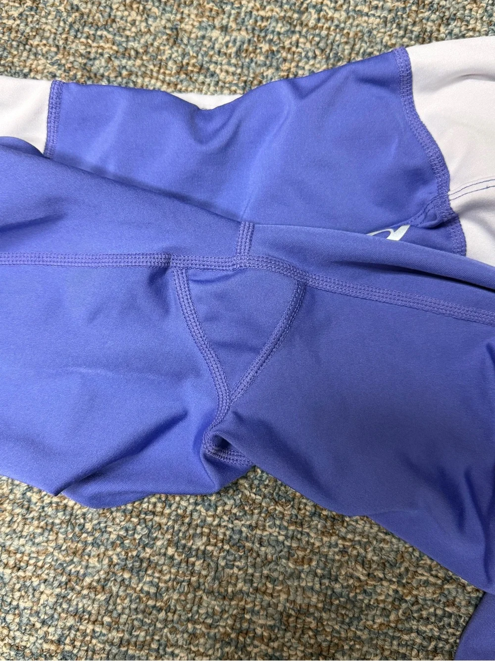 ASICS Periwinkle Blue 7/8 Performance Tight Leggings XS Colorblock Athletic Vibe